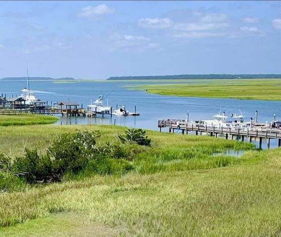 3701 Docksite Road 304, Edisto Beach, SC 29438