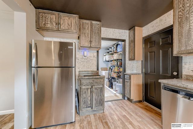 217 W Charles Street, Valley, NE 68064