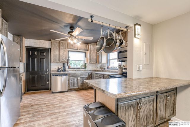 217 W Charles Street, Valley, NE 68064