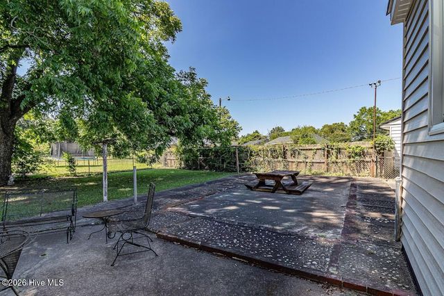 302 Nelson Drive, Goldsboro, NC 27534