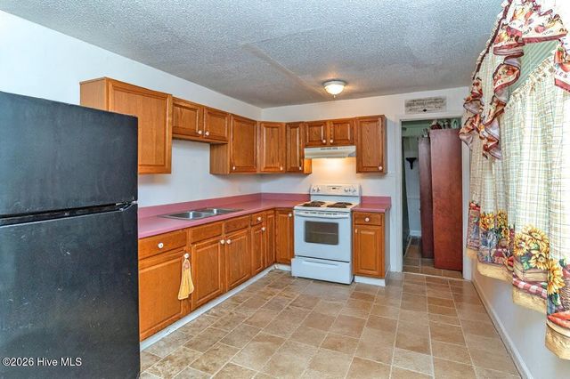 302 Nelson Drive, Goldsboro, NC 27534