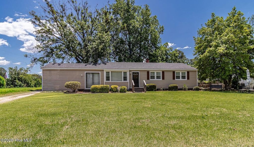 302 Nelson Drive, Goldsboro, NC 27534