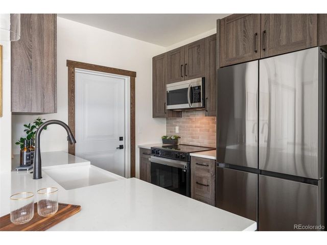 380 Sterling Loop 2, Fraser, CO 80442