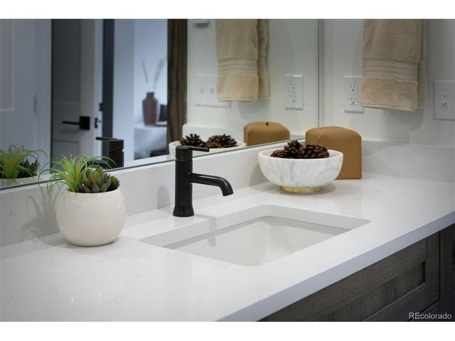 380 Sterling Loop 2, Fraser, CO 80442