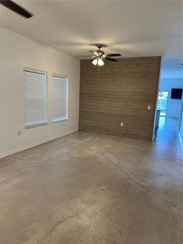 1215 E 29TH AVENUE, Tampa, FL 33605