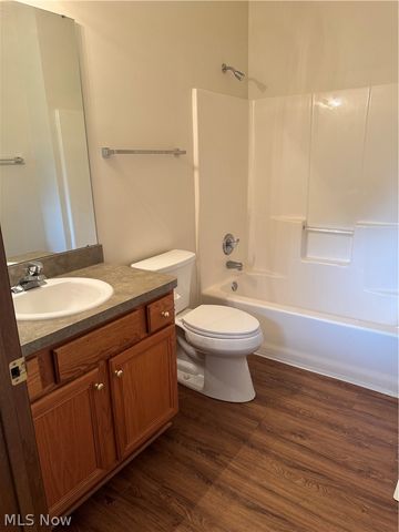 2474 Capulet Court, Avon, OH 44011