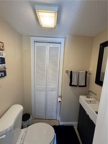 18 Palmer Circle, Hopkinton, RI 02832