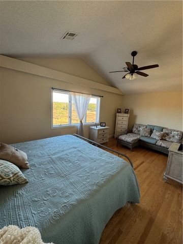 18 Palmer Circle, Hopkinton, RI 02832