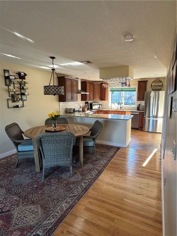 18 Palmer Circle, Hopkinton, RI 02832