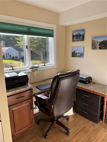 18 Palmer Circle, Hopkinton, RI 02832