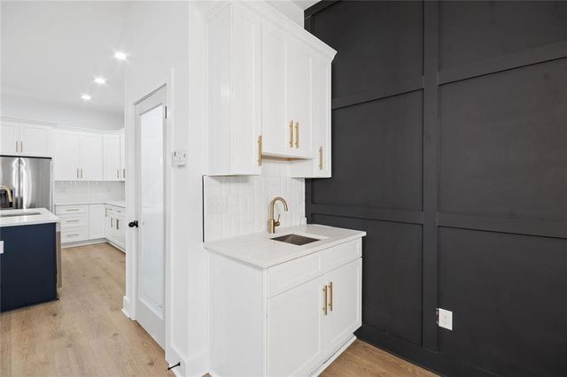 2438 2nd Street NW, Atlanta, GA 30318