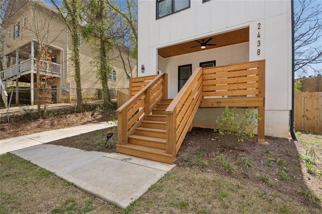 2438 2nd Street NW, Atlanta, GA 30318