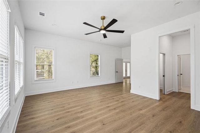 2438 2nd Street NW, Atlanta, GA 30318