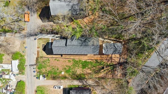 2438 2nd Street NW, Atlanta, GA 30318