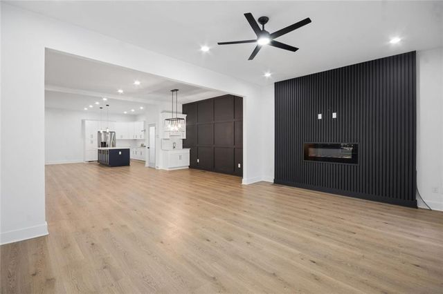 2438 2nd Street NW, Atlanta, GA 30318