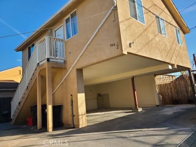 944 W 74th, Los Angeles, CA 90044