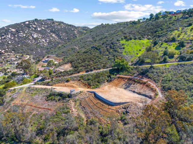 827 Eucalyptus Woods Rd. R006, San Marcos, CA 92069