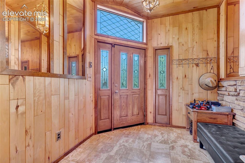 2120 Broken Circle Road, Colorado Springs, CO 80915 — photo 4