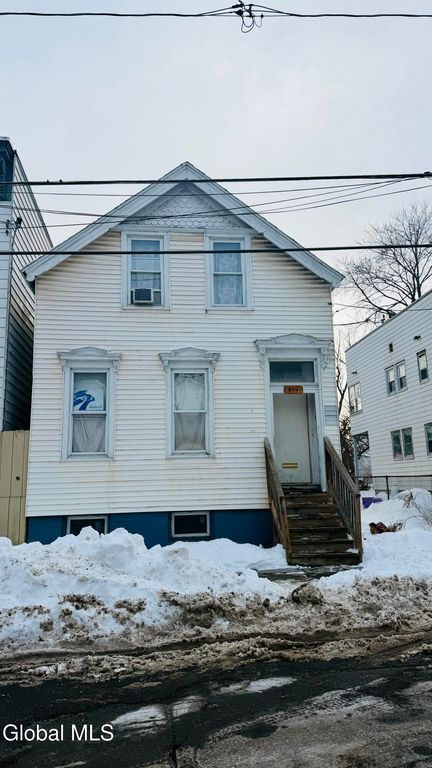516 1st Street, Albany, NY 12206