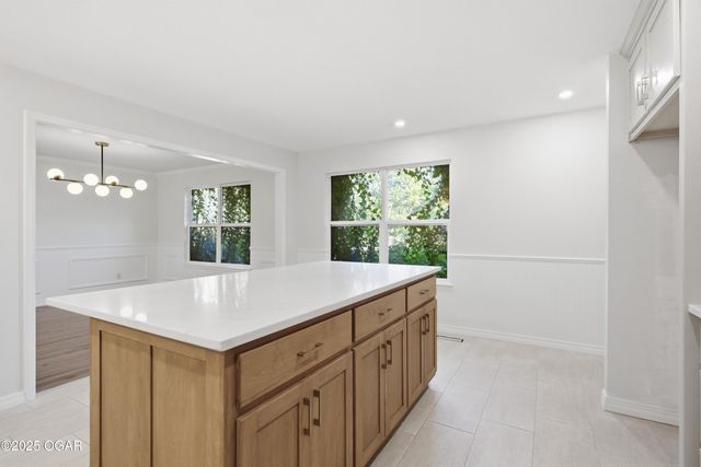 5809 Riverside Drive, Joplin, MO 64804