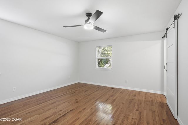 5809 Riverside Drive, Joplin, MO 64804