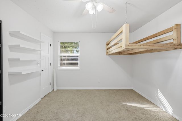 5809 Riverside Drive, Joplin, MO 64804