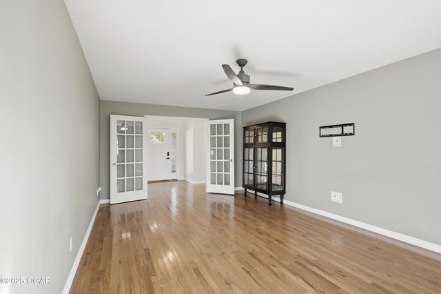 5809 Riverside Drive, Joplin, MO 64804