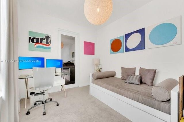 10424 NW 66th St, Doral, FL 33178