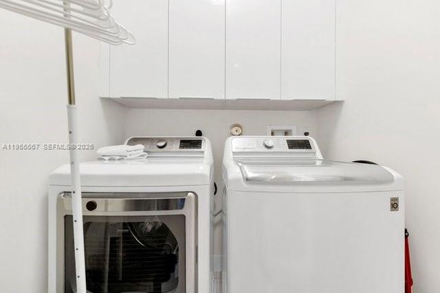 10424 NW 66th St, Doral, FL 33178