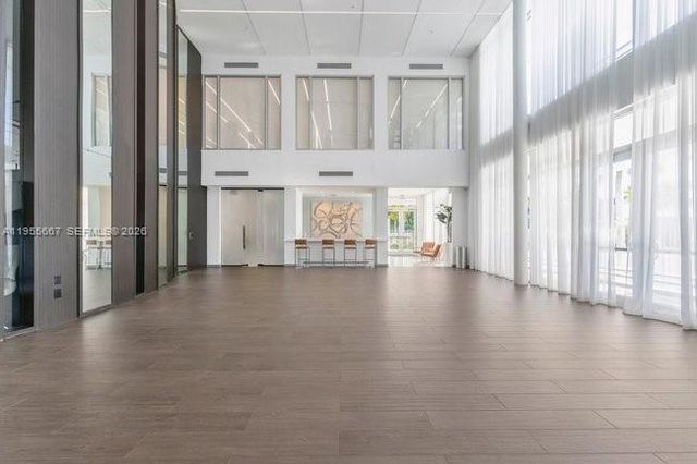 10424 NW 66th St, Doral, FL 33178