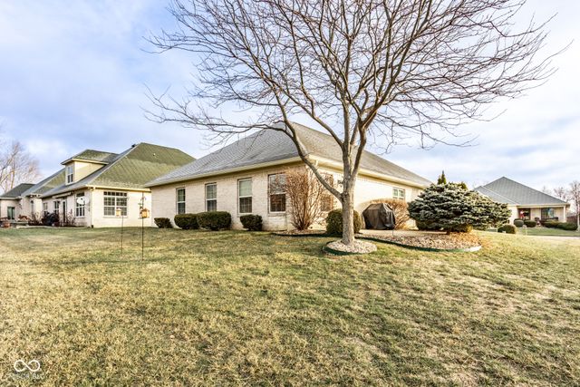 3356 Nottinghill Drive W, Plainfield, IN 46168