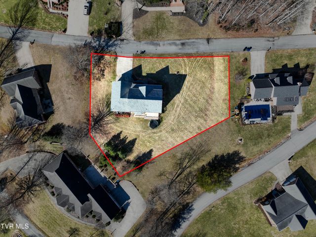 945 Moccasin Hills Drive, Gate City, VA 24251