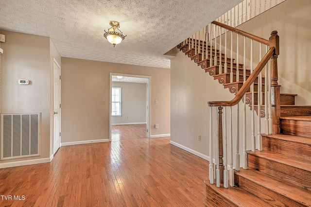 945 Moccasin Hills Drive, Gate City, VA 24251