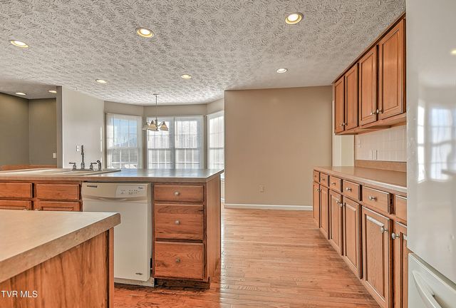 945 Moccasin Hills Drive, Gate City, VA 24251