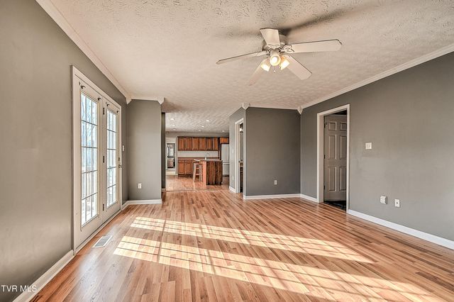 945 Moccasin Hills Drive, Gate City, VA 24251