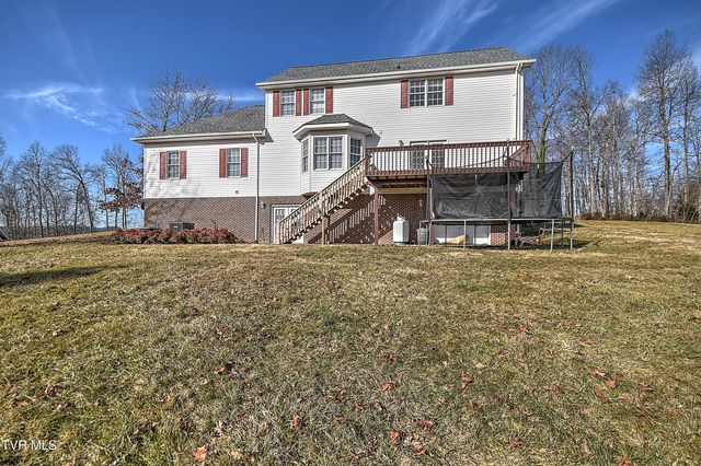 945 Moccasin Hills Drive, Gate City, VA 24251