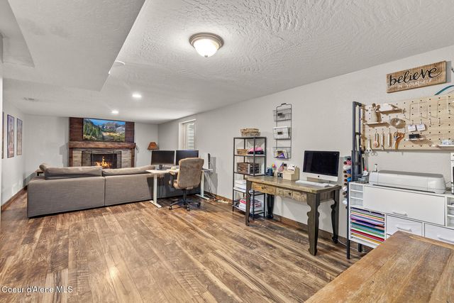 5903 N Davenport St, Dalton Gardens, ID 83815