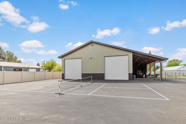 5903 N Davenport St, Dalton Gardens, ID 83815