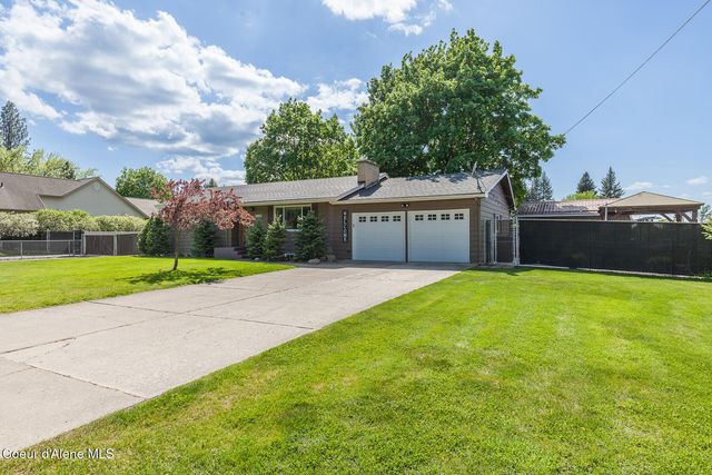 5903 N Davenport St, Dalton Gardens, ID 83815