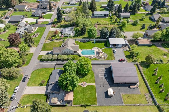 5903 N Davenport St, Dalton Gardens, ID 83815