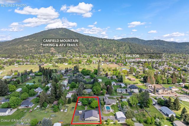 5903 N Davenport St, Dalton Gardens, ID 83815