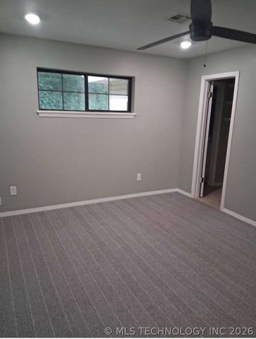 17039 S 161st East Avenue, Bixby, OK 74008