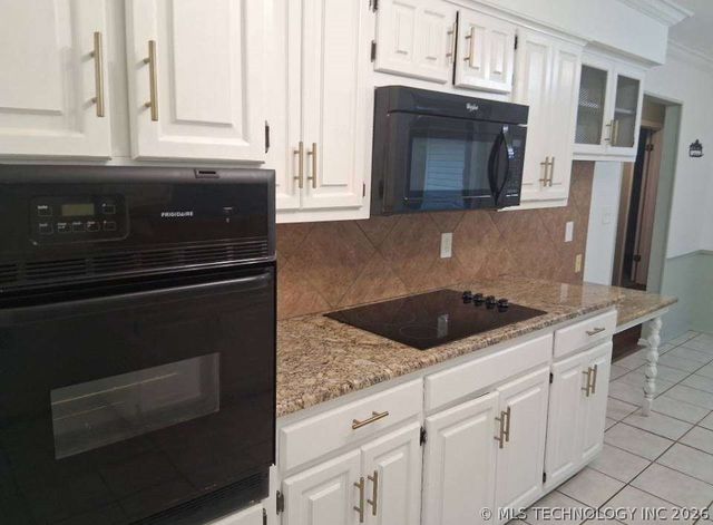 17039 S 161st East Avenue, Bixby, OK 74008