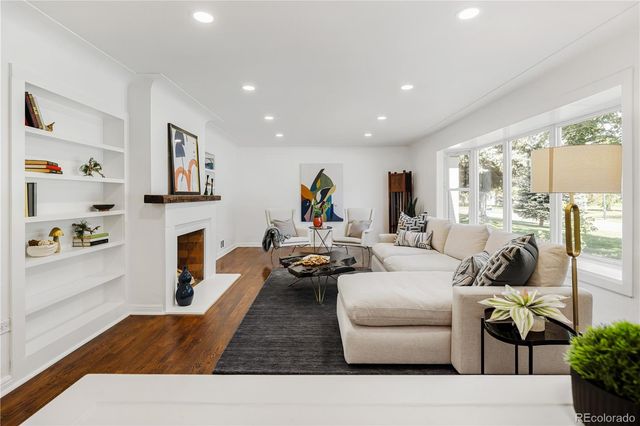 3035 N Monaco st Parkway, Denver, CO 80207