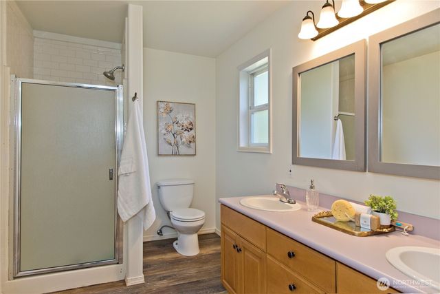 24608 SE 387th Street, Enumclaw, WA 98022