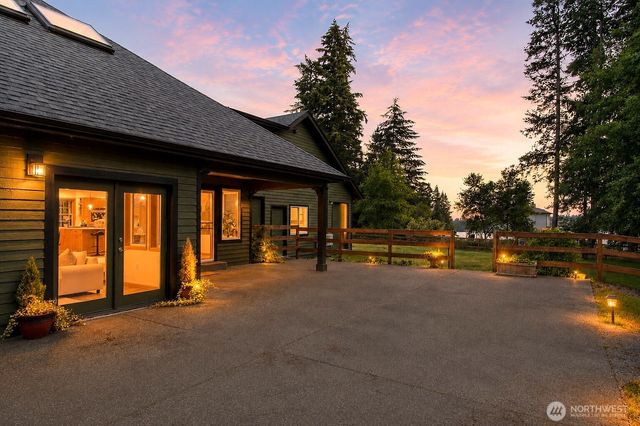 24608 SE 387th Street, Enumclaw, WA 98022