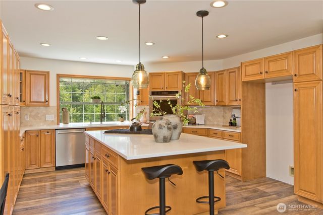 24608 SE 387th Street, Enumclaw, WA 98022