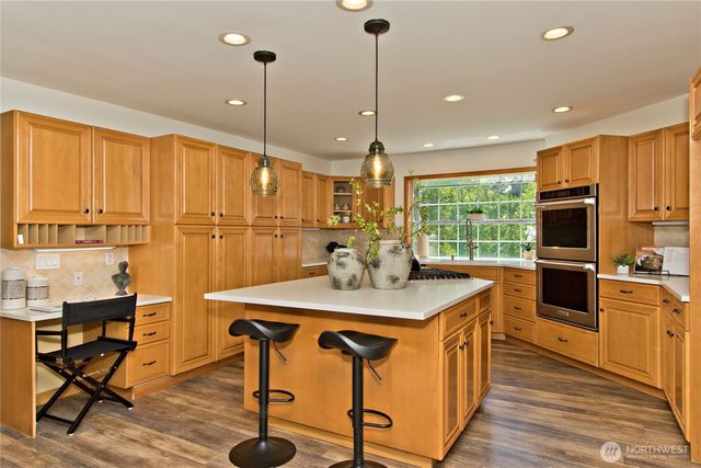 24608 SE 387th Street, Enumclaw, WA 98022
