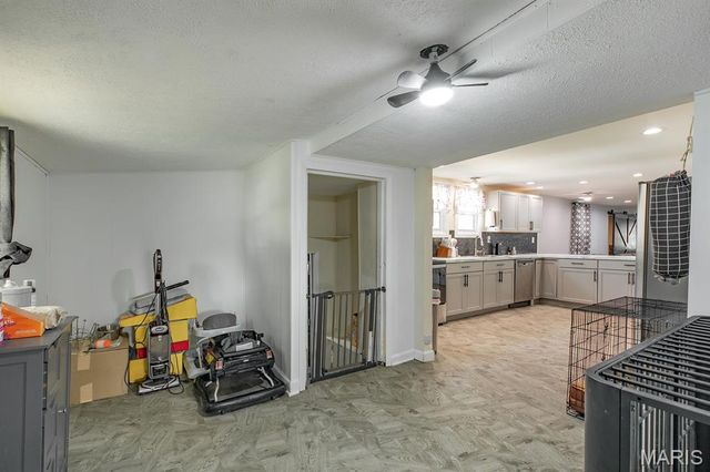 324 Rohm Place, Roxana, IL 62084