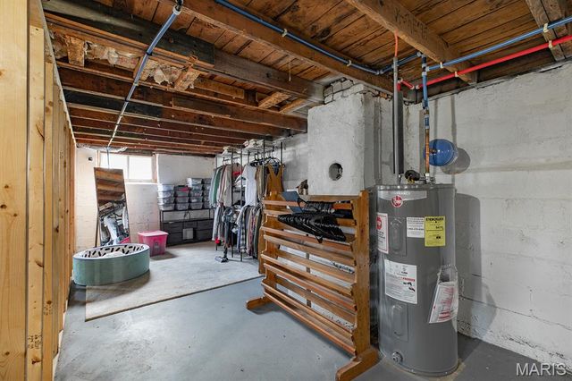 324 Rohm Place, Roxana, IL 62084